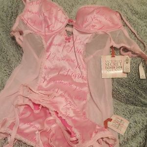 *limited edition* Victoria's Secret Lingerie NWT